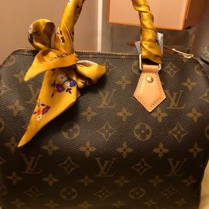 Authentic Louis Vuitton speedy 25